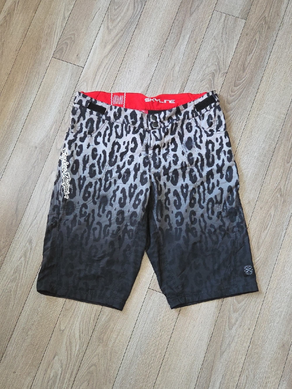 Troy Lee Designs Skyline Men’s Mountain Bike Shorts - Black & Gray Leopard 38